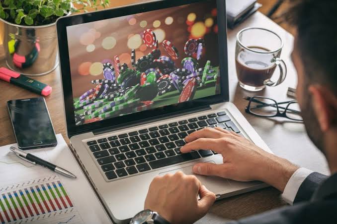 &Nu;έ&alpha; &Kappa;&alpha;&zeta;ί&nu;&omicron; Online &Omicron;&iota; &Pi;&iota;&omicron; &Sigma;&upsilon;&nu;&alpha;&rho;&pi;&alpha;&sigma;&tau;&iota;&kappa;έ&sigmaf; &Epsilon;&pi;&iota;&lambda;&omicron;&gamma;έ&sigmaf; &Sigma;&tau;&omicron; &Delta;&iota;&alpha;&delta;ί&kappa;&tau;&upsilon;&omicron;